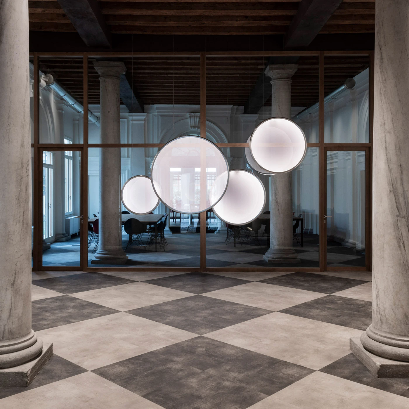 Artemide Discovery Vertical 140 – Bild 2